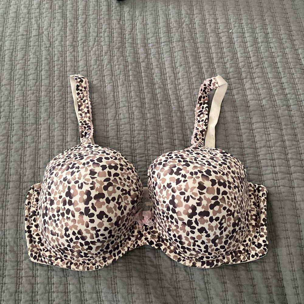 Victoria’s Secret body by Victoria perfect coverage 36 double D